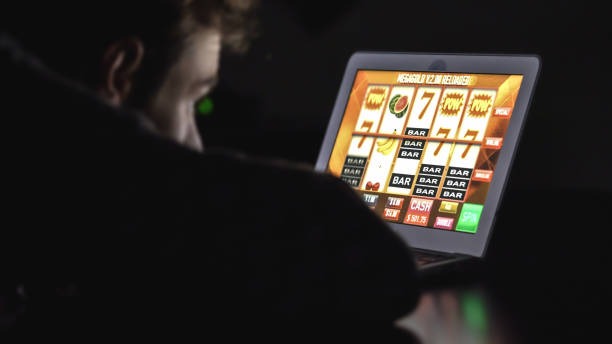liga5000 slot platform interface showing live casino tables and sportsbook